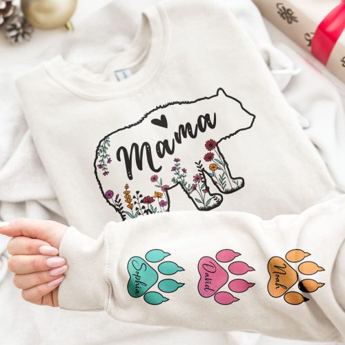 Mama-Bear-Personalized-Sweatshirt_1.jpg